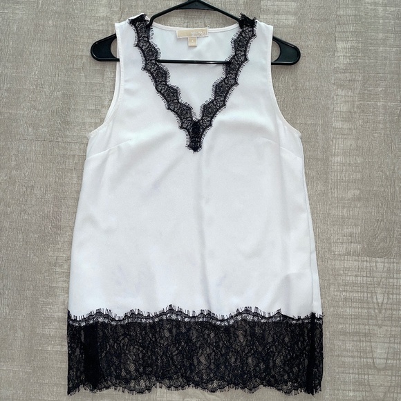 Michael Kors Tops - Michael Kors Sleeveless White & Black Blouse